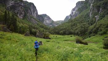 best hiking tour companies usa