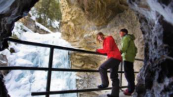 Winter walk in Johnston Canyon | Banff Lake Louise Tourism