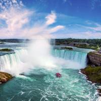 Niagara's incredible Horseshoe Falls | © Destination Ontario