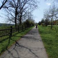 Cycling on the Niagara River Recreation Trail | Nathalie Gauthier
