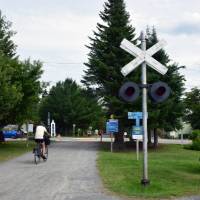Cycling through the charming village of Val David | Nathalie Gauthier