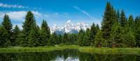 Discover the glorious alpine scenery of Gran Teton National Park on foot | ©VisittheUSA.com